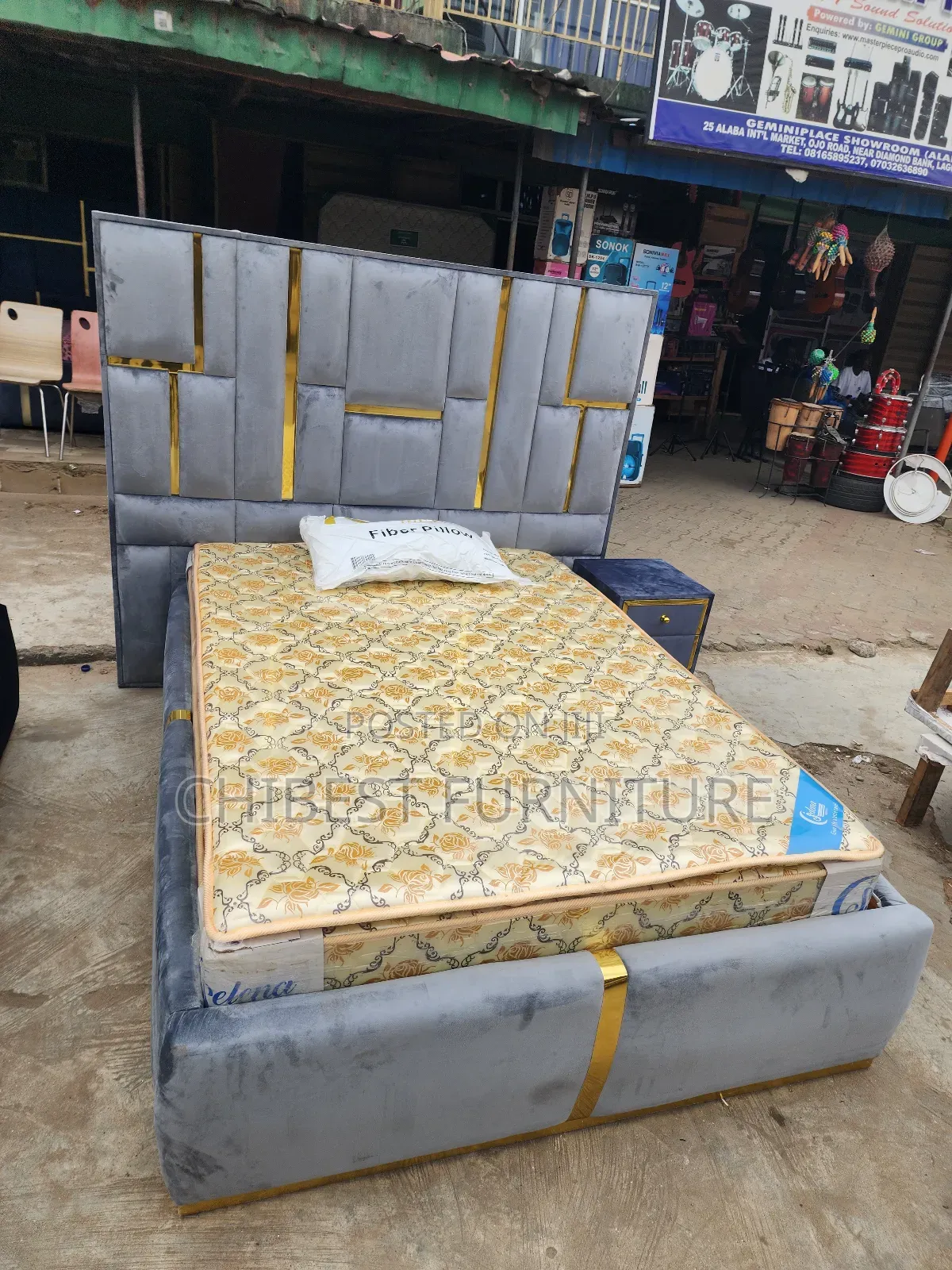 Quality 4.5by6 Upholstery Padded Bed Frame With One Bed Side