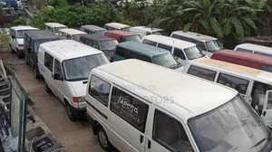 Photo - Volkswagen LT 2000