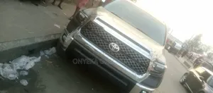 Complete Bumper Tundra 2018 Model