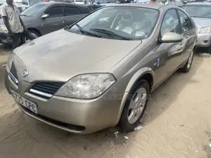 Nissan Almera 2005 Gold