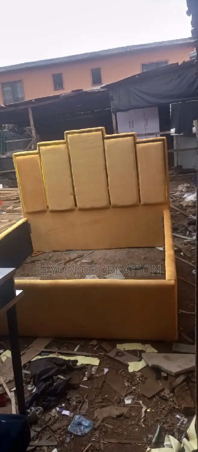 Executive Step Design Gold Bed