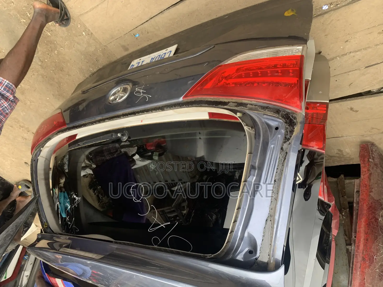 Boot Sienna 2012 2015 Model
