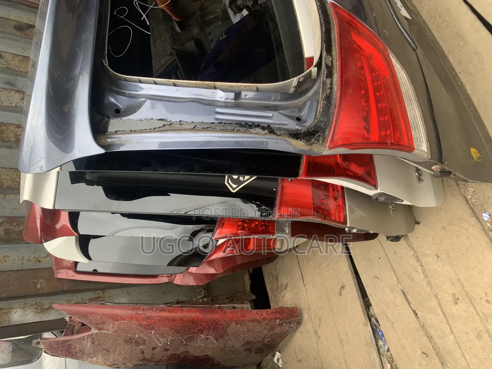 Boot Sienna 2012 2015 Model