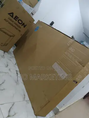 Original Samsung 65"Uhd TV {Ua65au7000u}
