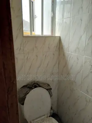 3bdrm Block of Flats in G. R. A Estate, Enugu for rent