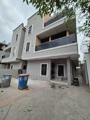 5bdrm Duplex in Omole Phase One for sale