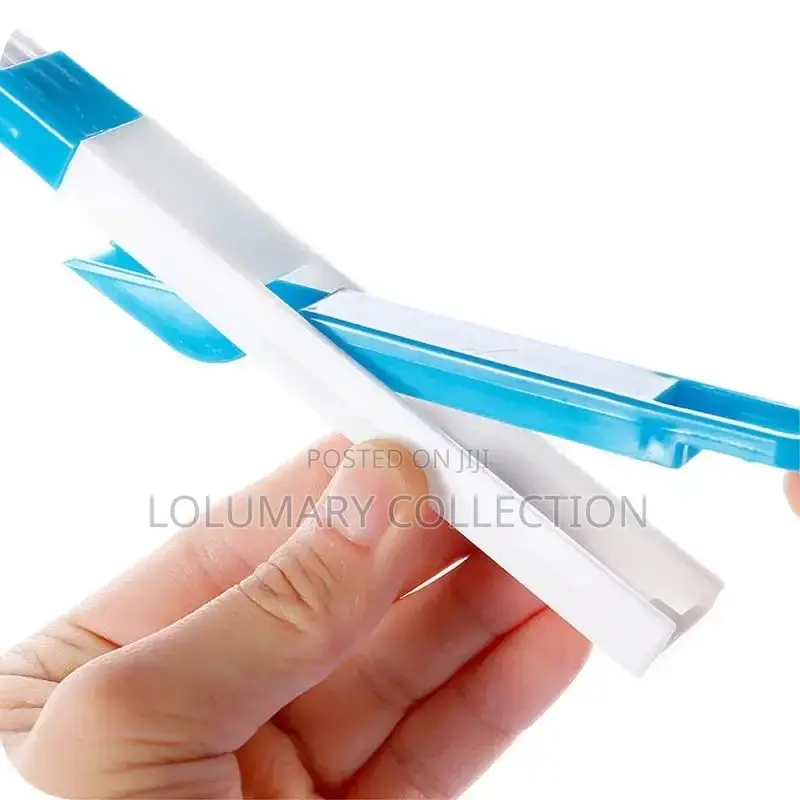 Multipurpose Window Cleaning Brush