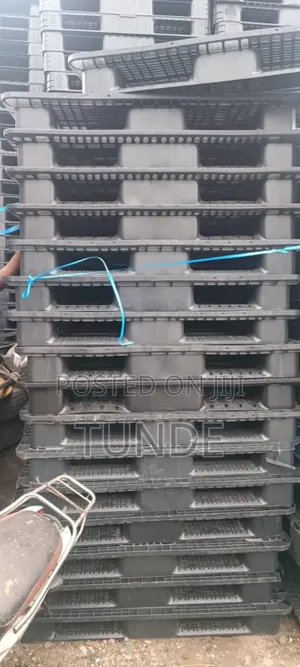 Plastic Foreign Pallets