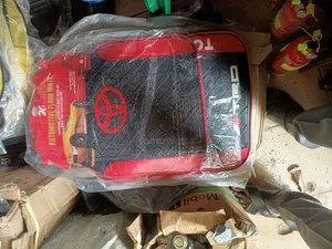 Original Toyota Hilux Foot Math