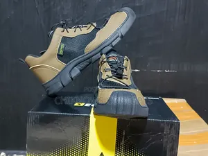 Guyisa 0216 Steel Toe Safety Boot
