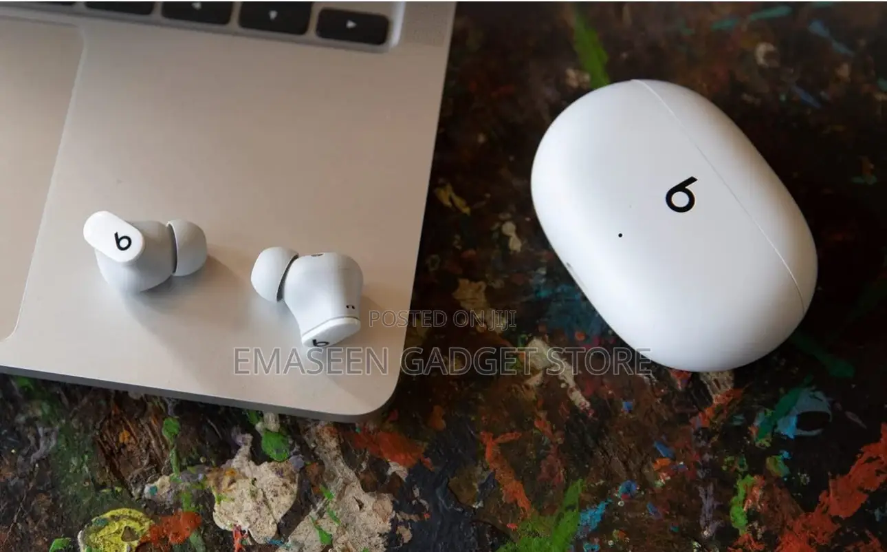 Beats Studio Buds