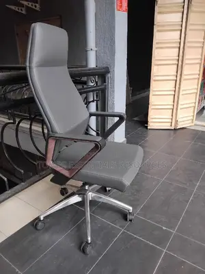 Imported Quality Executive Swivel Office Chair