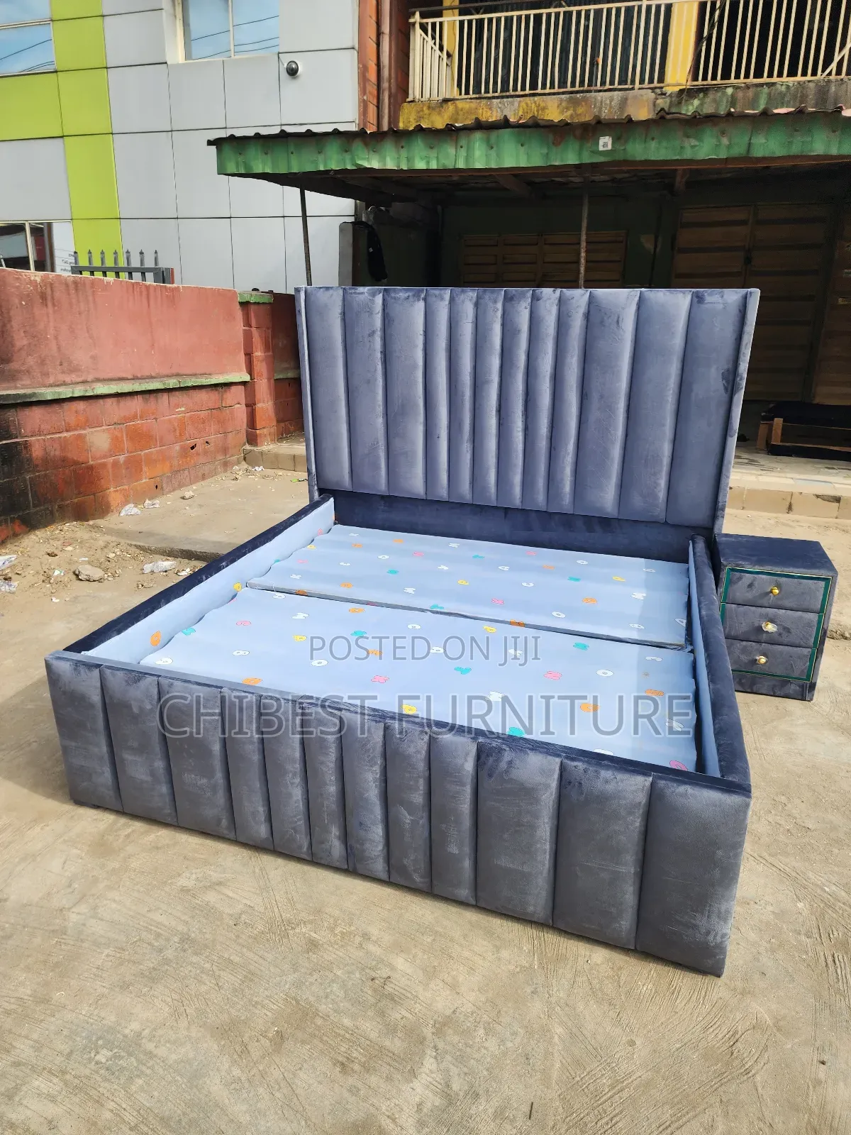 Quality 6by6 Upholstery Padded Bed Frame With One Bed Side