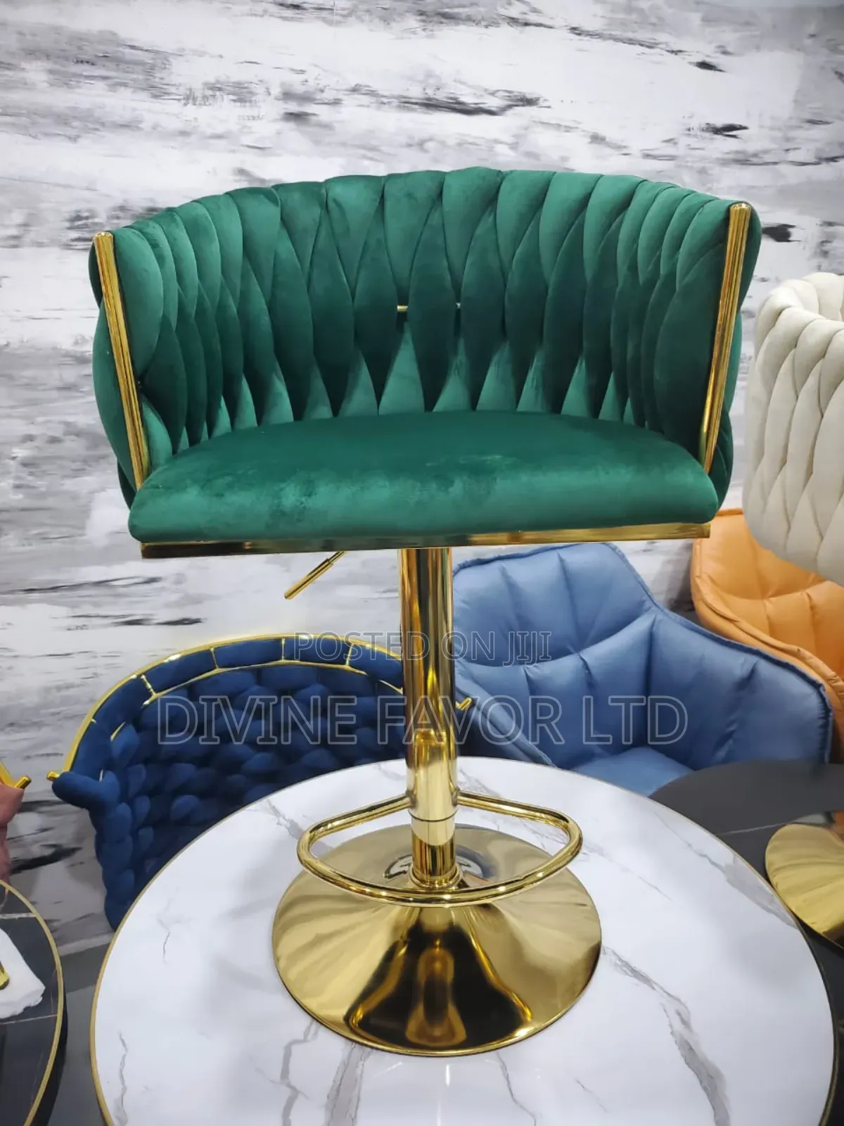 Swivel Bar Stools