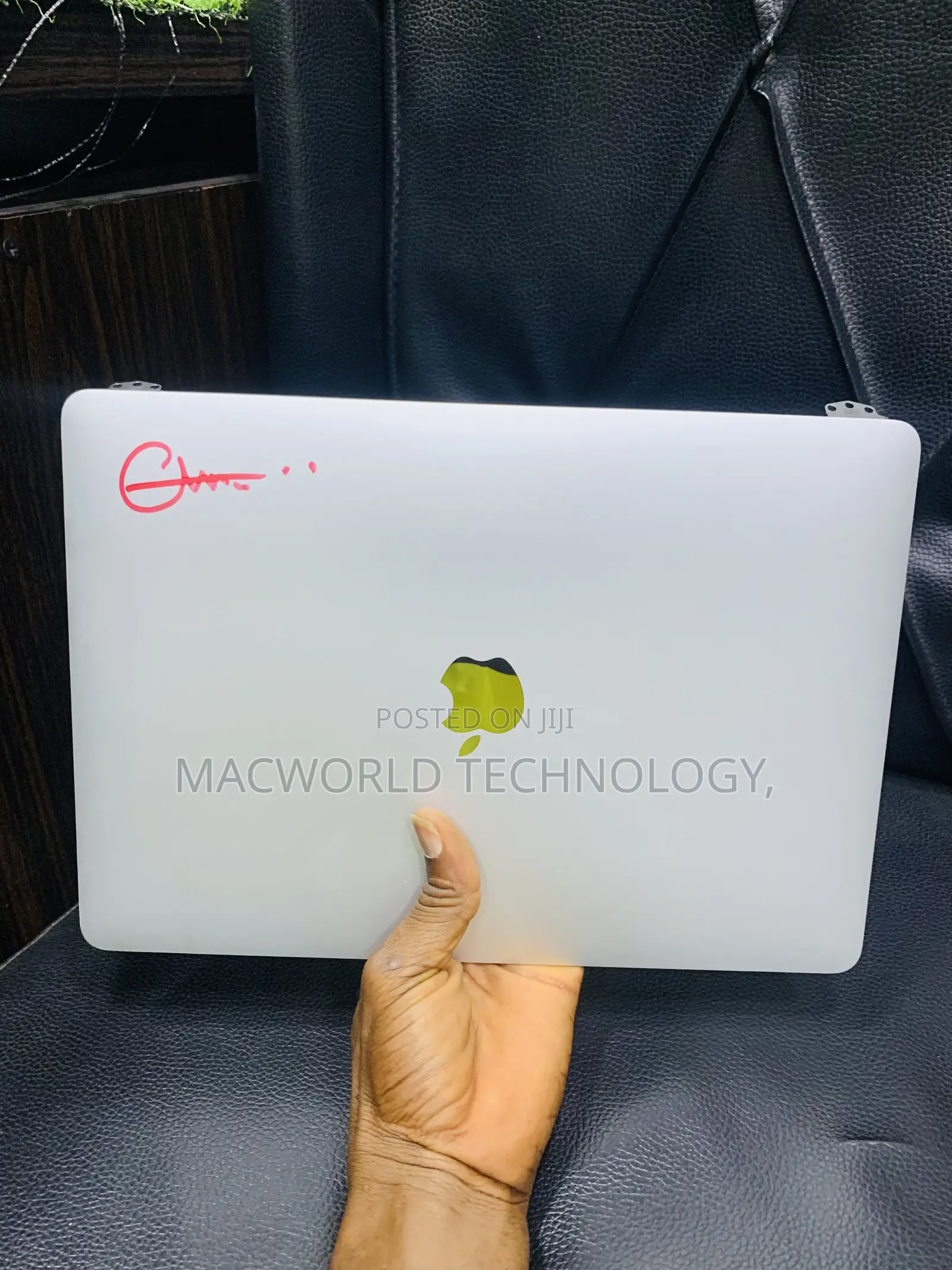 Macbook Air Screen 2019