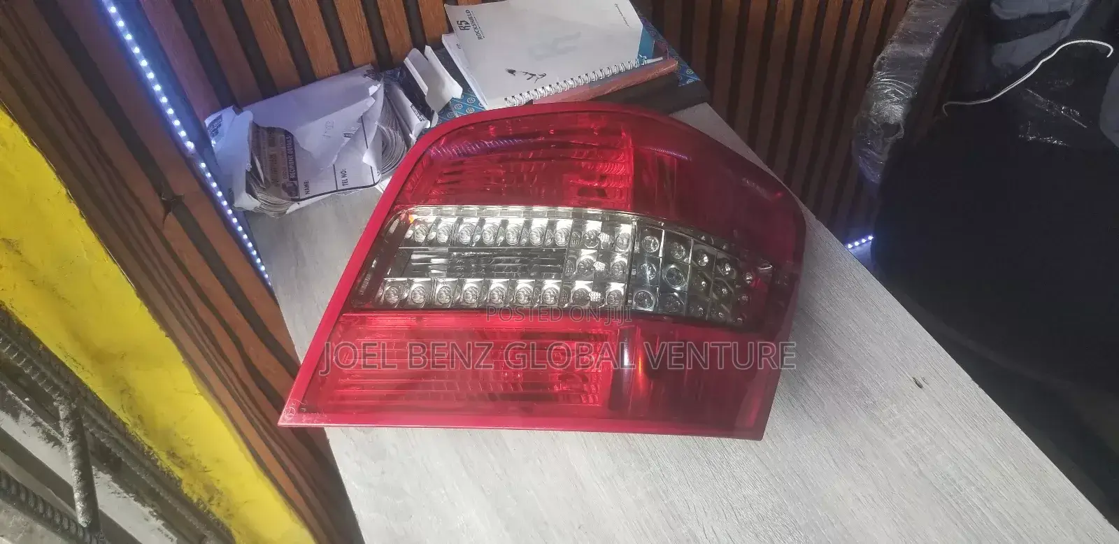 Glk350 2012 LED Right Side Backlight