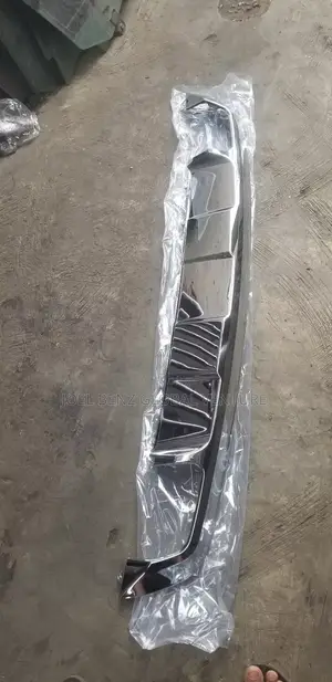 GLK350 2014 Back Bumper Crome
