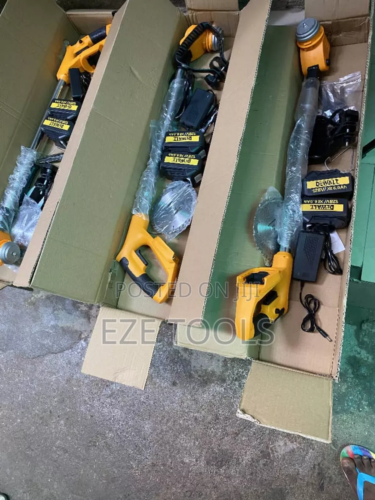 Battery Brush Cutter Machine