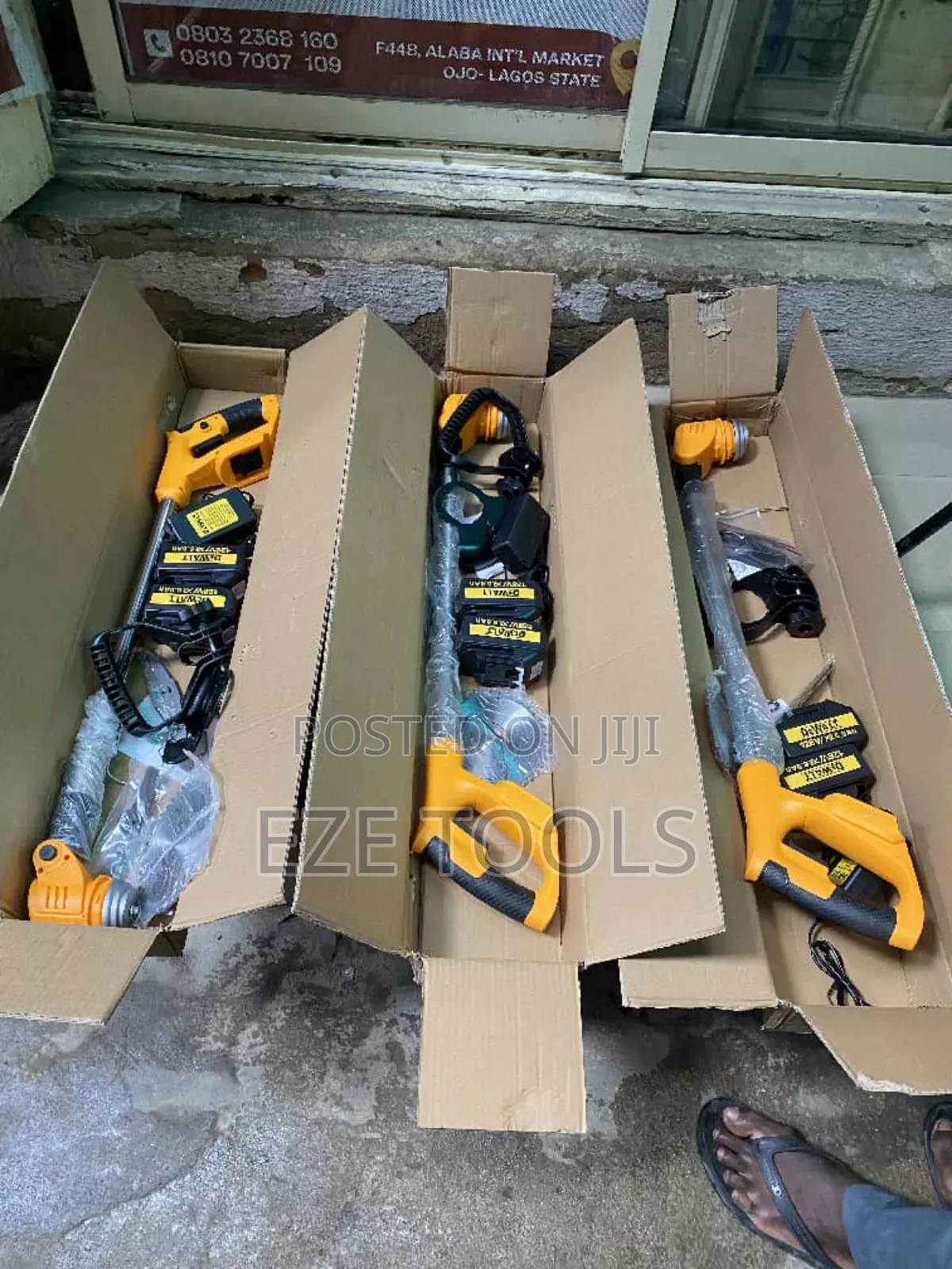 Battery Brush Cutter Machine