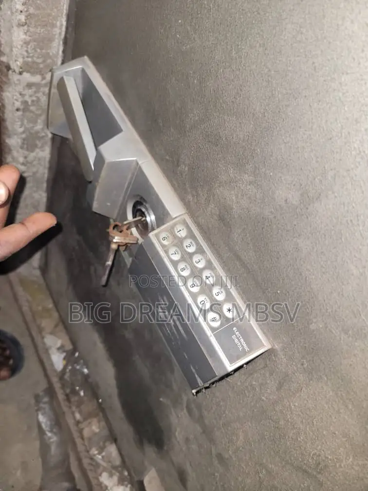 Fireproof Safe Services (HO)