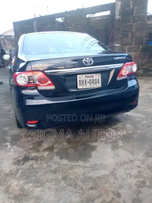 Toyota Corolla 2011 Black