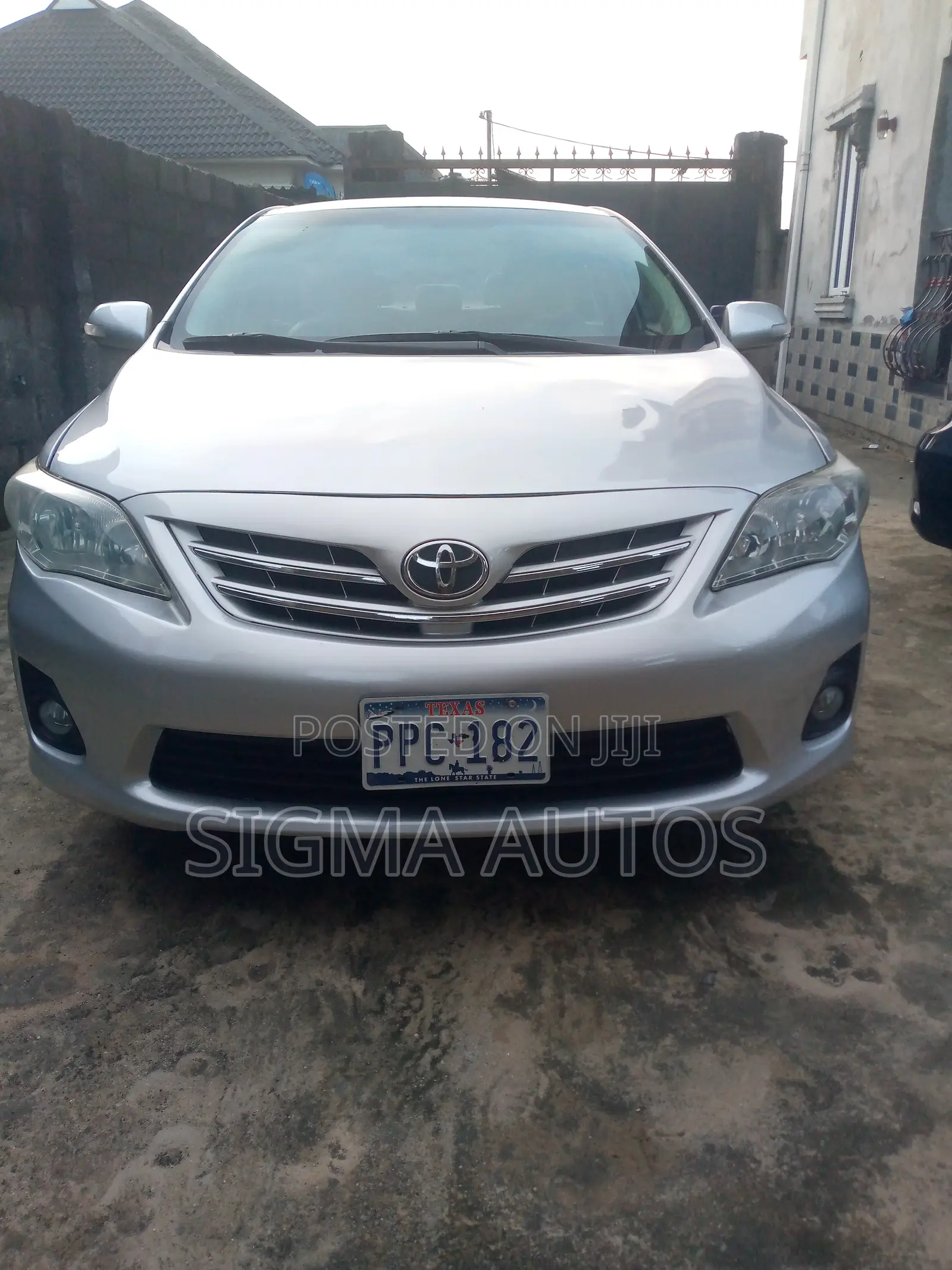 Toyota Corolla 2013 Silver