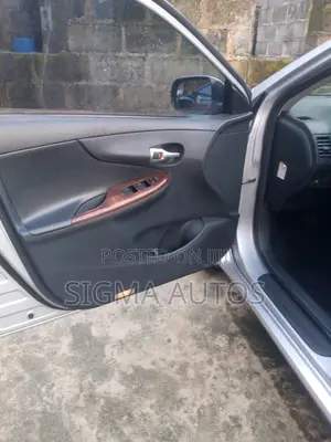 Toyota Corolla 2013 Silver