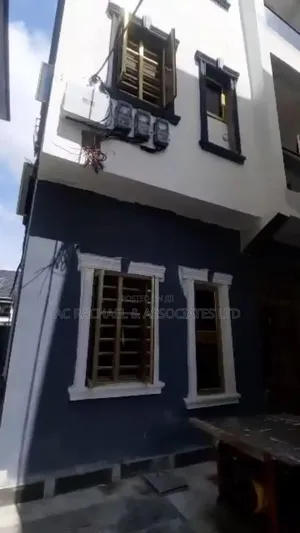 2bdrm Apartment in Divine Estate, Amuwo-Odofin for rent