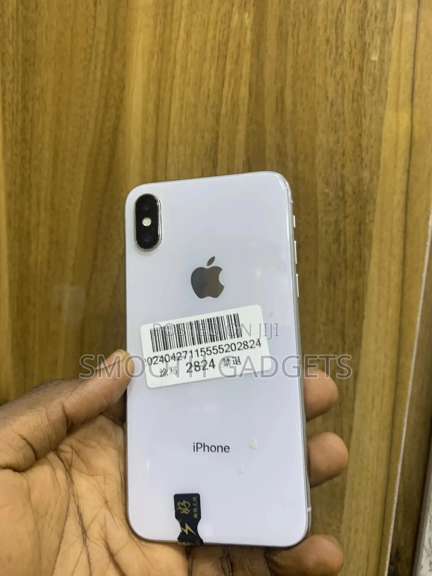 Apple iPhone X 64 GB White