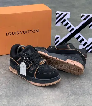 Luios Vuitton Trainer Maxi Black