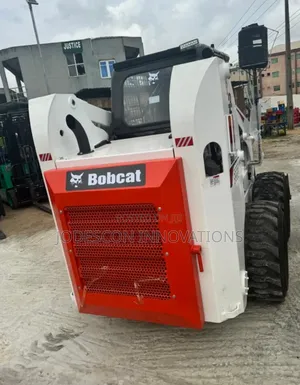 Skid Steer Loader Bobcat S550 With Sweeper