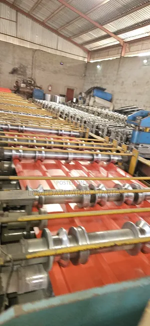Tc RED Metral Roofing