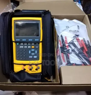Fluke 754 Documenting Process Calibrator