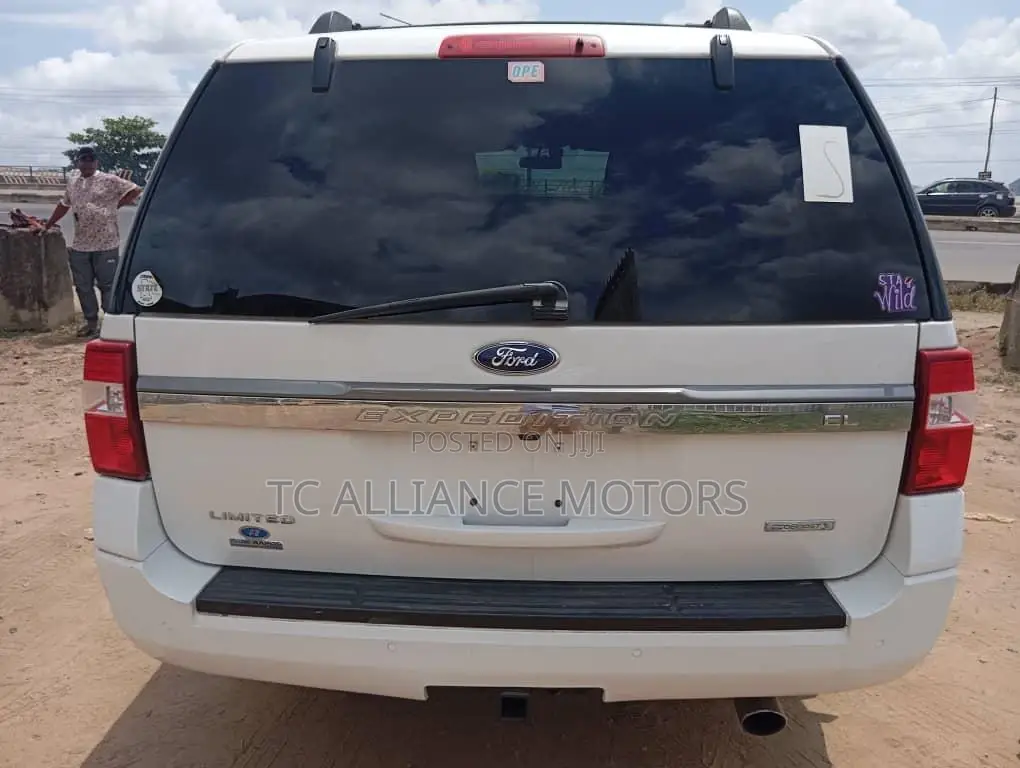 Ford Expedition 2015 White