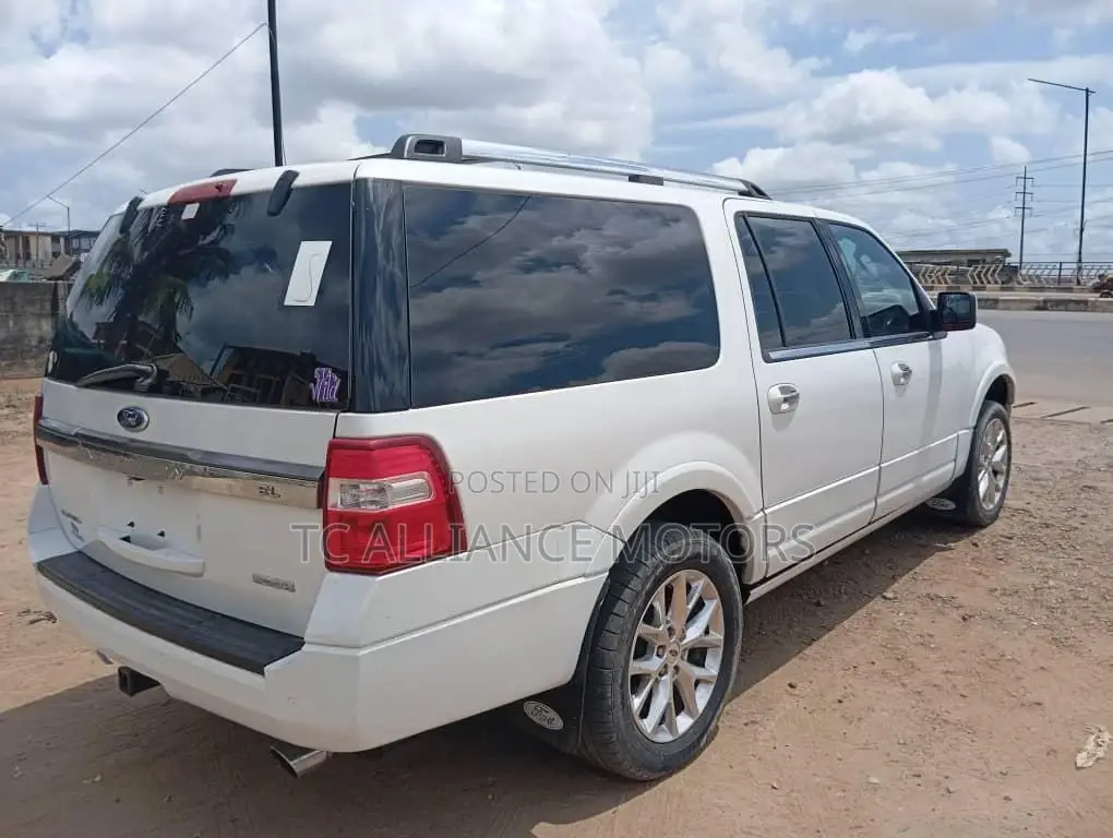 Ford Expedition 2015 White