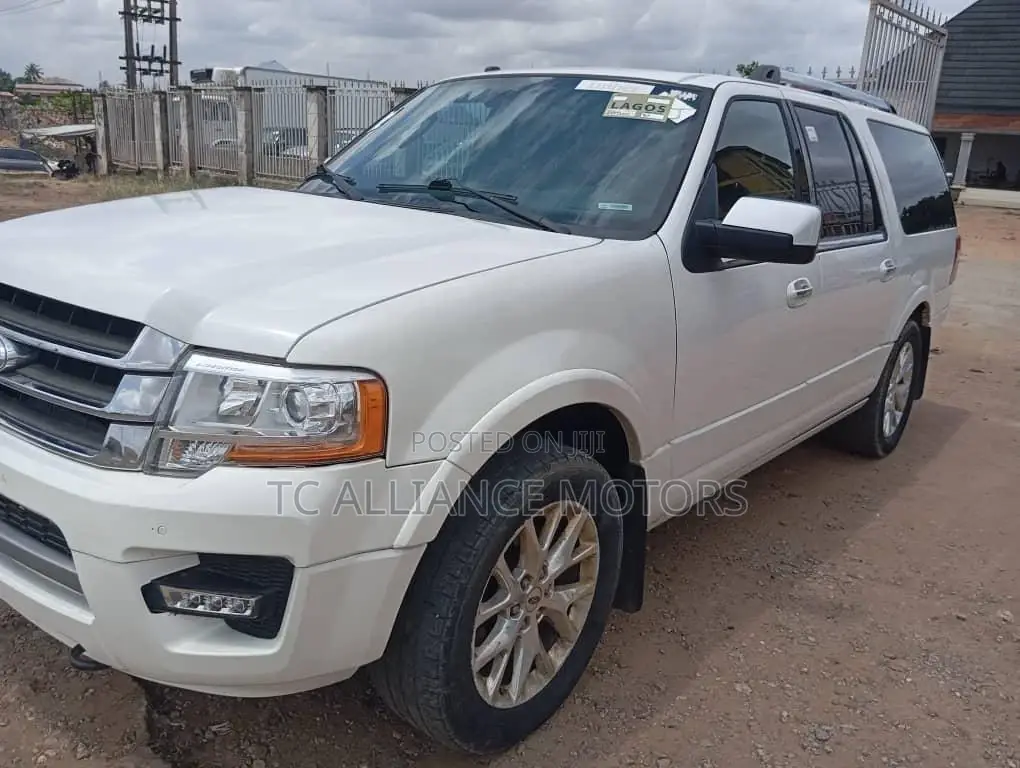 Ford Expedition 2015 White