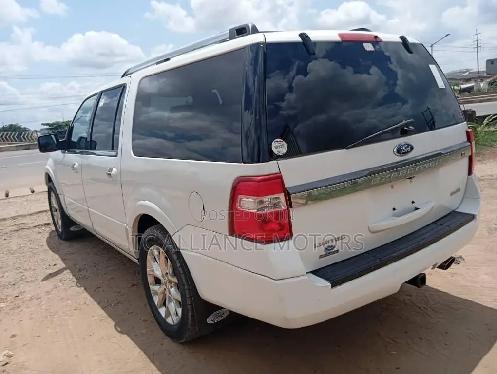 Ford Expedition 2015 White
