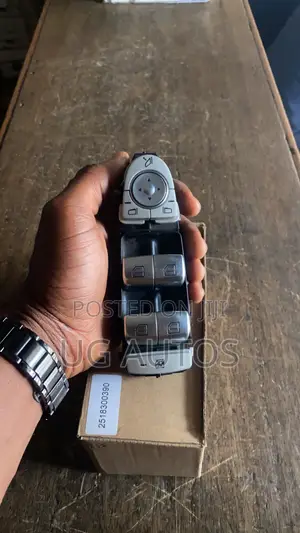 Power Window Switch for Mercedes Benz C300 (205)