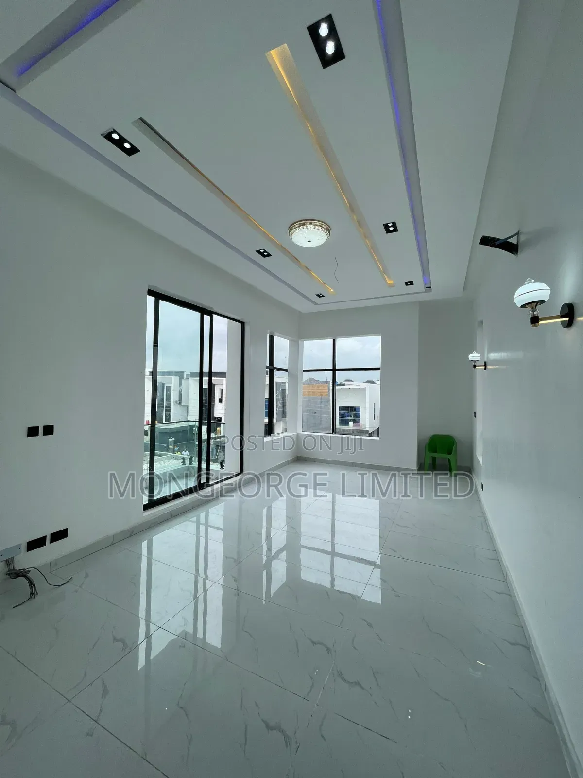 5bdrm Duplex in Ajah for sale