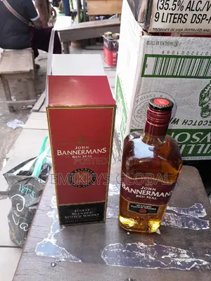 Photo - John Bannermans Red Seal Blended Scotch Whisky- 70cl