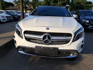Mercedes-Benz GLA 250 2017 White