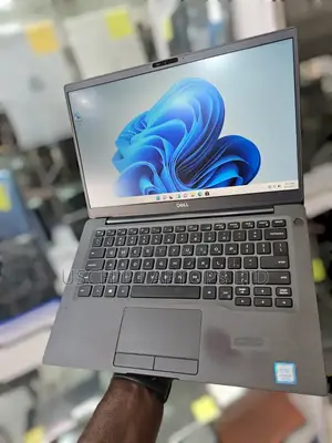 Laptop Dell Latitude 7400 8GB Intel Core I5 SSD 256GB