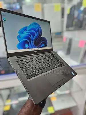 Laptop Dell Latitude 7400 8GB Intel Core I5 SSD 256GB
