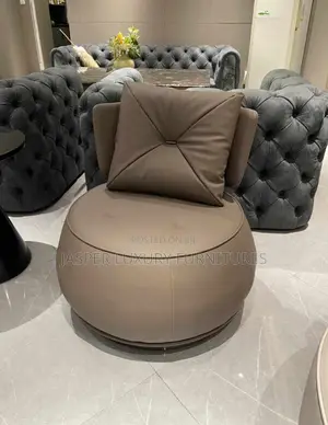 Brown Leather Ant’E Chair