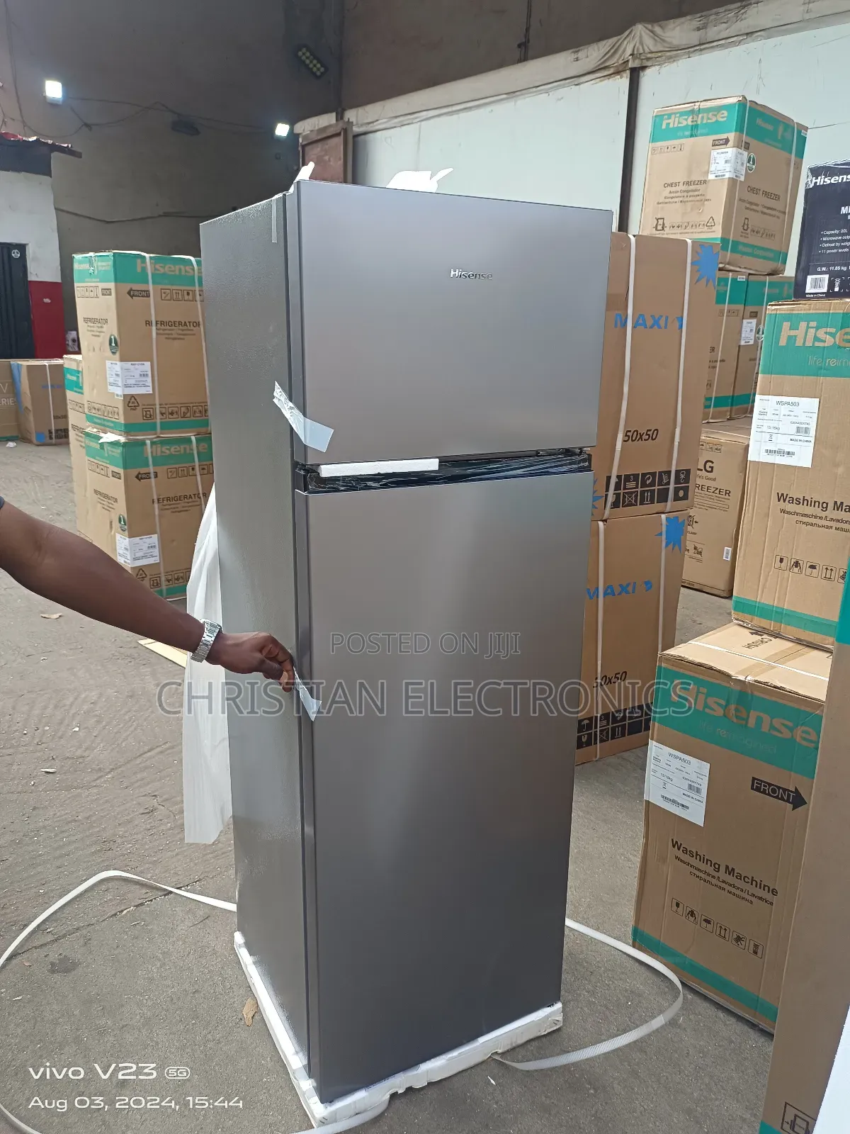 Hisense 240l Refrigerator With Freezer Brand New