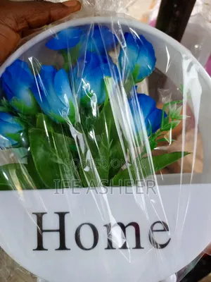 Hanging Home Flower Vase With Rose Flowers