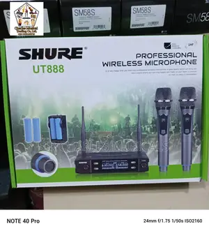 Photo - Shure Ut-888 Rechargeable Wireless Microphone System