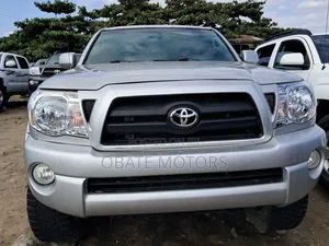 Toyota Tacoma Access Cab V6 Automatic 2011 Silver