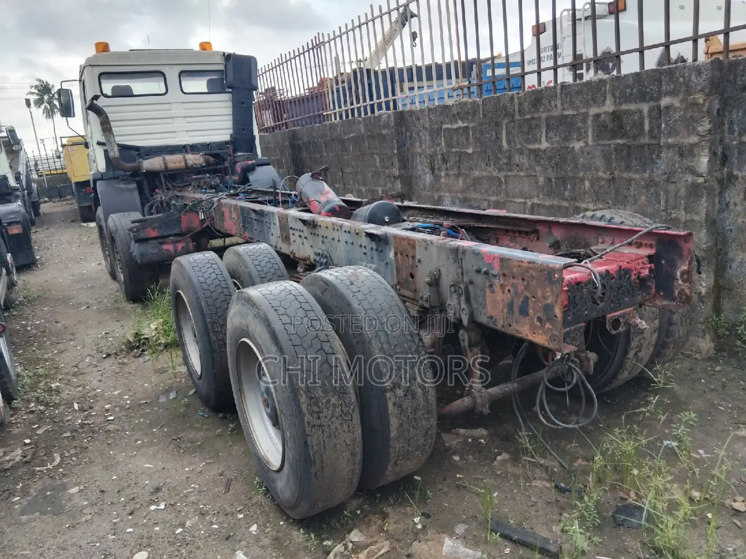 Mancomader Cap Chassis 10tyres