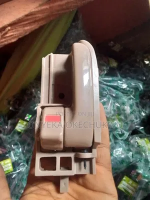 Inner Door Opener 1.8 Corolla